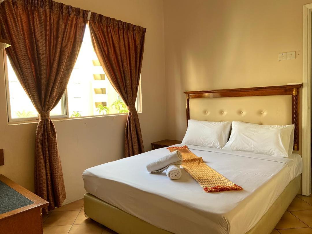 Delima Hotel & Homestay Порт-Диксон Экстерьер фото