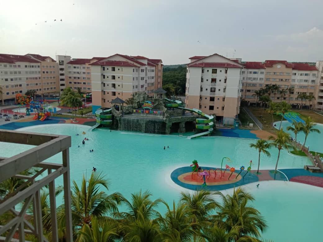 Delima Hotel & Homestay Порт-Диксон Экстерьер фото